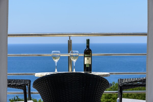 Comfortabel appartement met terras en zeezicht in Plat, vlakbij Dubrovnik - thumbnail 1
