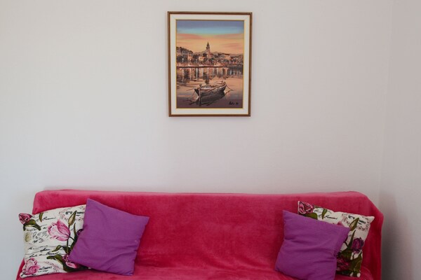 Appartement Lavander met balkon en zeezicht in het rustige Orebic - thumbnail 3