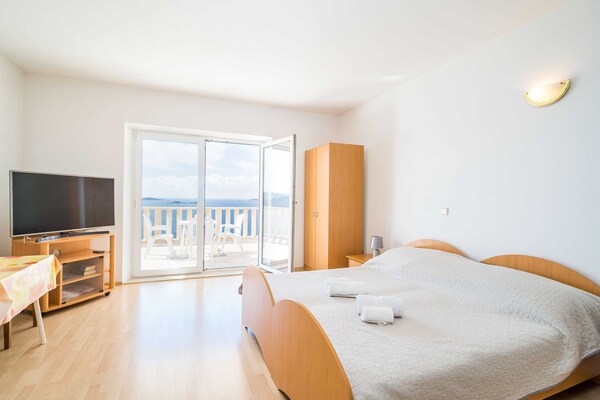 Comfort Studio met Zeezicht en Balkon in Mlini, vlakbij Strand - thumbnail 4