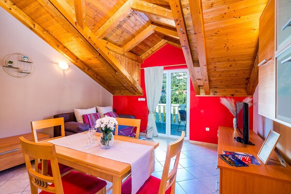 Comfortabel appartement met balkon en zeezicht in Zaton, nabij Dubrovnik - thumbnail 2