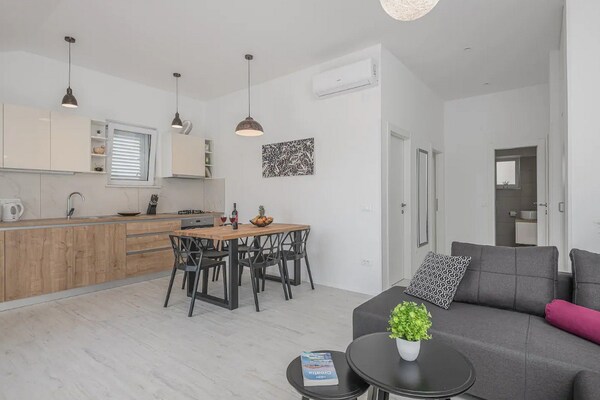 Rustiek appartement met zeezicht en balkon in Cavtat, 300m van het strand - thumbnail 3