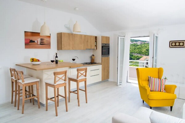 Rustiek appartement aan zee met panoramisch uitzicht op de Adriatische Zee in Cavtat - thumbnail 5