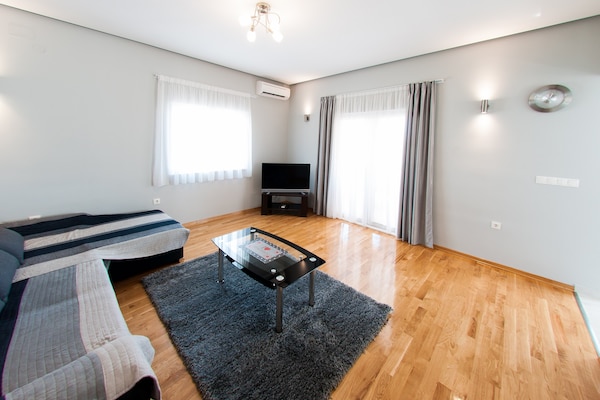 Luxe 3-slaapkamer appartement met terras in Stobrec, vlakbij Split - thumbnail 3