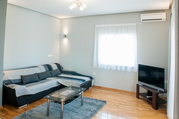Luxe 3-slaapkamer appartement met terras in Stobrec, vlakbij Split - thumbnail 4