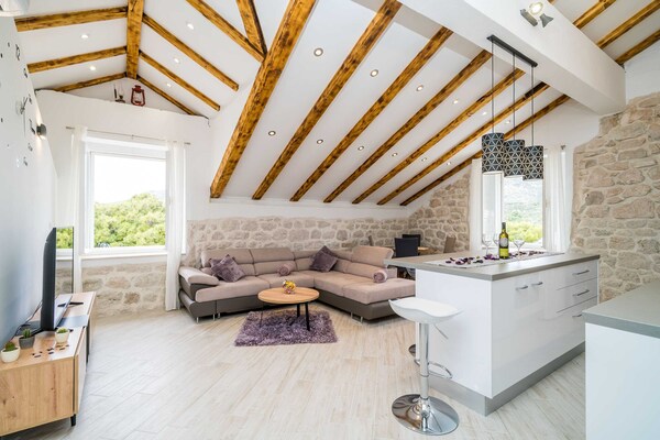 Villa Ro-Ma: Ruim vakantiehuis aan zee met terras en uitzicht in Slano - thumbnail 4