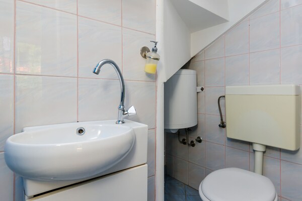 Room Bruna - sfeervolle tweepersoonskamer op loopafstand van Oude Stad - thumbnail 6