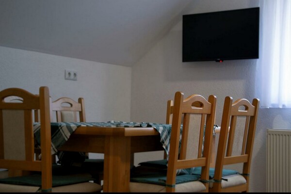 Modern appartement voor 5 personen nabij de Plitvicemeren in Rakovica - thumbnail 4