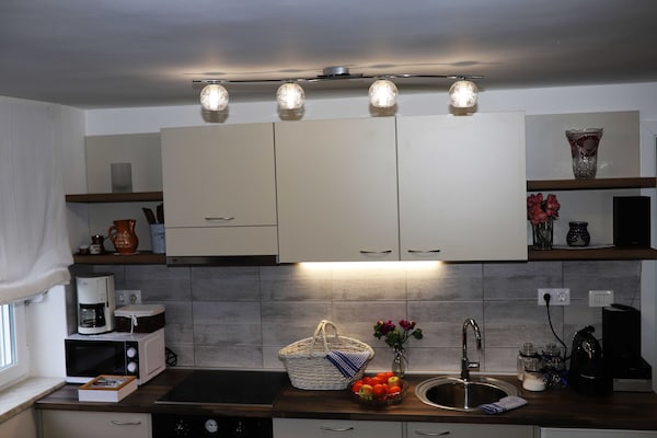 Luxe appartement in Karlovac: stijlvol verblijf aan de rivier de Korana - thumbnail 5