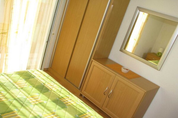Knus appartement met balkon op 200m van zee in Bol, Brač - thumbnail 4