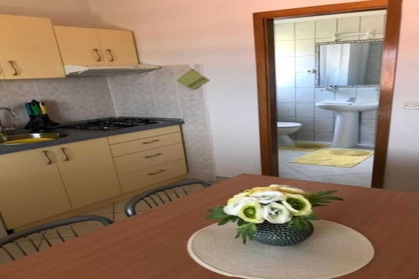 Aan het strand: Comfortabel appartement voor 2 personen in Bol - thumbnail 3