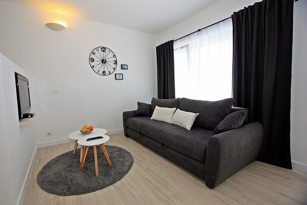 Aan het strand: Ruim appartement met zeezicht in Sutivan · 4 pers. - thumbnail 3