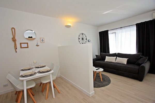 Aan het strand: Ruim appartement met zeezicht in Sutivan · 4 pers. - thumbnail 4