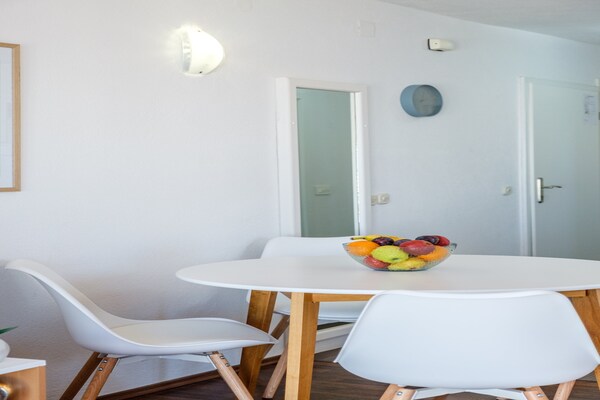 Zonsondergang appartement met balkon en panoramisch zeezicht in Postira - thumbnail 5