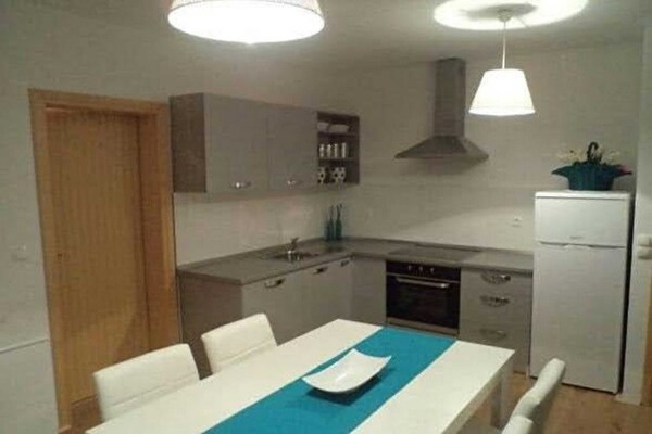 Rustiek appartement aan zee op Ugljan met balkon en uitzicht - thumbnail 6