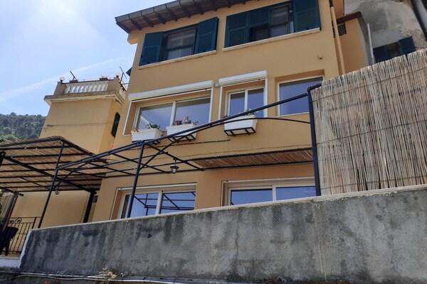 Modern vakantiehuis Casa Ciappin in Ventimiglia met zeezicht - thumbnail 5