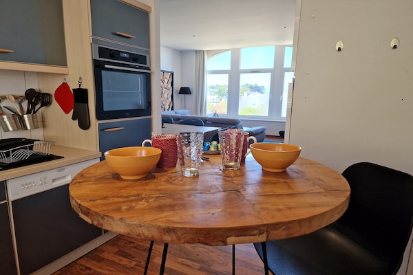 Licht appartement met zeezicht op de heuvels van Primel, vlakbij het strand - thumbnail 6