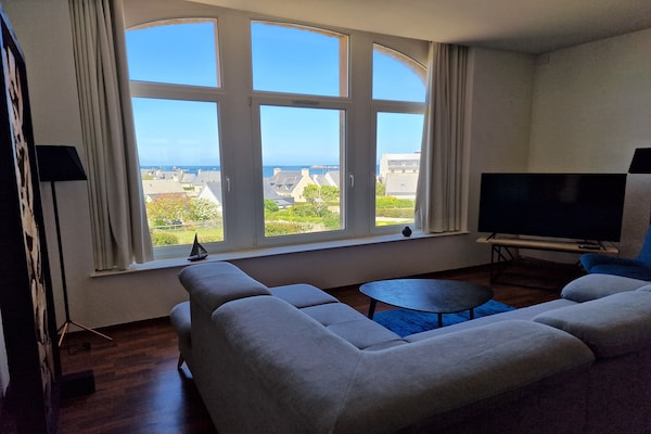 Licht appartement met zeezicht op de heuvels van Primel, vlakbij het strand - thumbnail 1