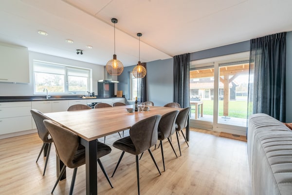 De Ooievaar Huis NR 23: Ruim vakantiehuis voor 12 personen aan de Zeeuwse kust - thumbnail 3