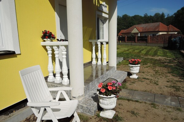 10-persoons vakantiehuis in Nowe Warpno op 450 m van het strand - thumbnail 3
