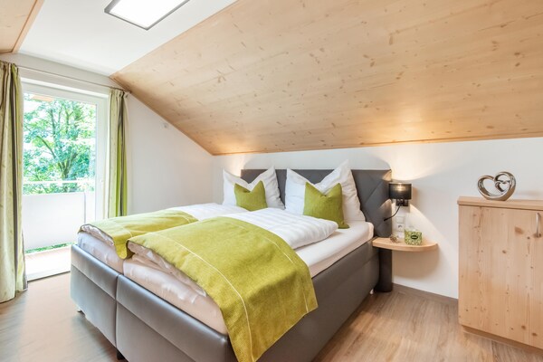 Vrijstaand chalet aan de piste in Bramberg met 2 slaapkamers - thumbnail 3