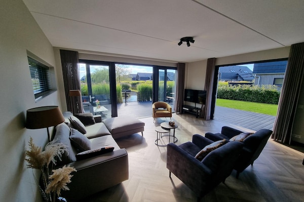 Watervilla Achttjin: Luxe aan het Slotermeer met privé-aanlegsteiger - thumbnail 4