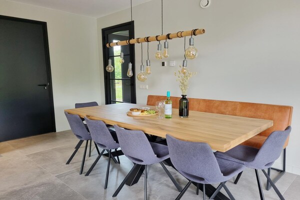 Watervilla Alve: luxe verblijf met aanlegsteiger aan het Slotermeer - thumbnail 6