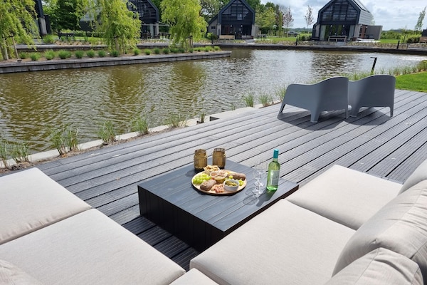 Watervilla Alve: luxe verblijf met aanlegsteiger aan het Slotermeer - thumbnail 3