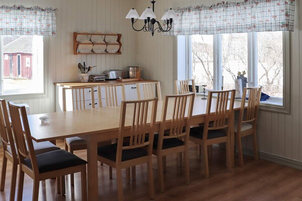 Authentiek Zweeds landhuis voor 11 personen aan golfbaan in Högsäter - thumbnail 4