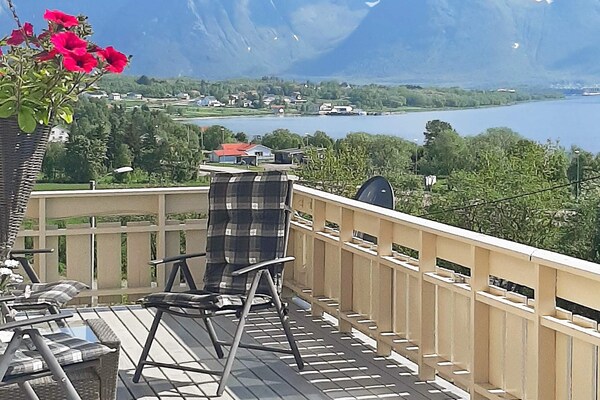 Ruim vakantiehuis in Sortland met panoramisch uitzicht op Vesterålen - thumbnail 3