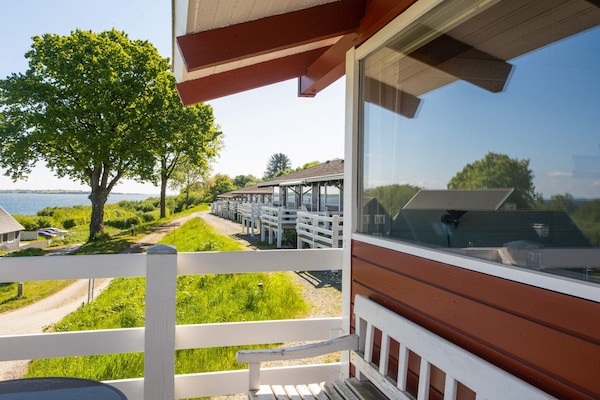 Vrijstaand vakantiehuis met panoramisch uitzicht over de Kleine Belt - thumbnail 2
