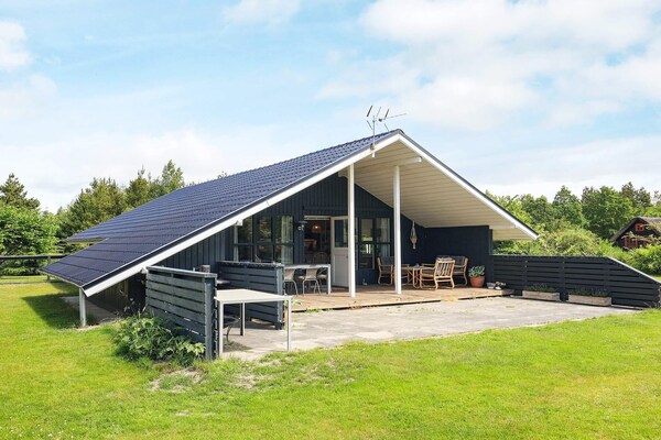 Op 600 m van zee: ruim vakantiehuis voor 8 personen in Højslev - thumbnail 1