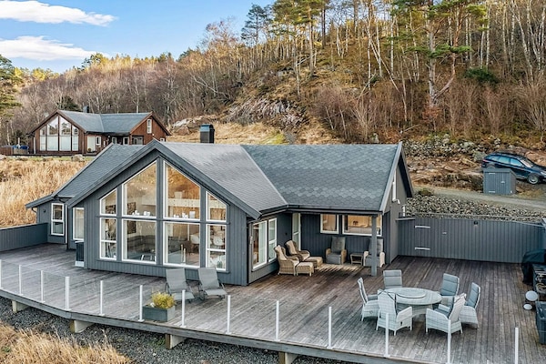 Prachtig vrijstaand vakantiehuis voor 8 met zeezicht en houtgestookte hottub - thumbnail 6