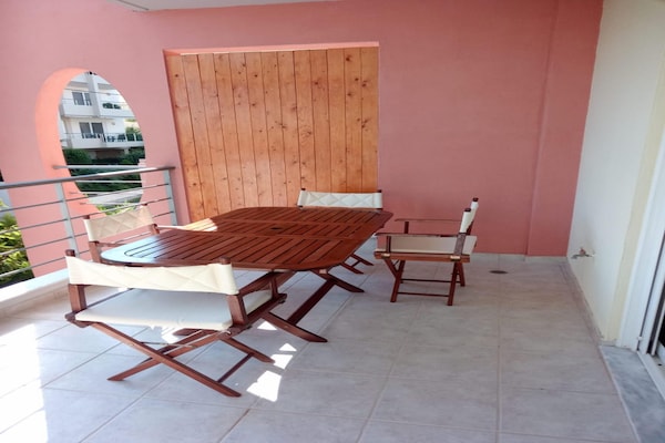 Comfortabel appartement aan zee in Rafina voor 6 personen - thumbnail 5
