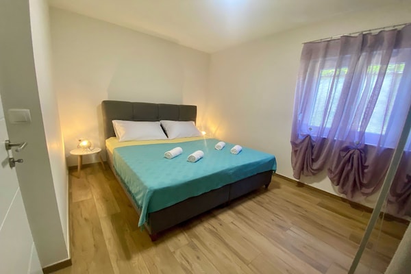 Ruim appartement met terras voor 5 personen in Kastav - thumbnail 3