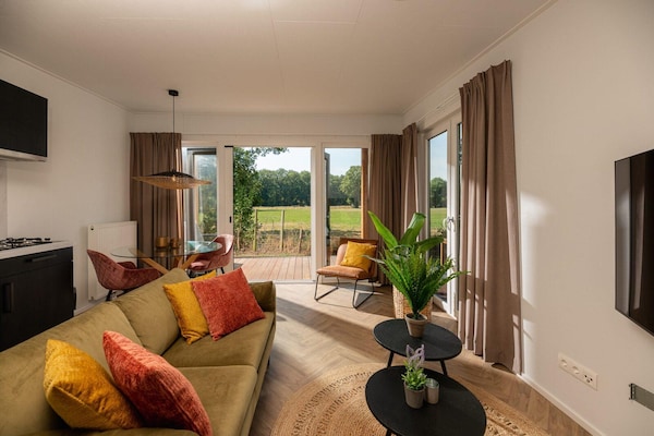 2-persoons landhuis met wellness in Zuna - thumbnail 1