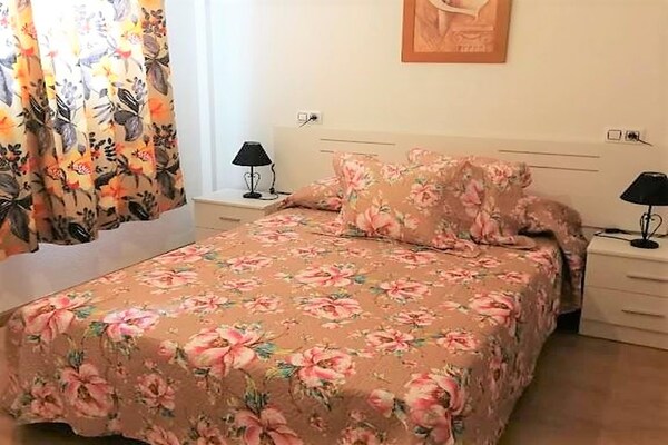 Zonnig appartement op 90m van strand met zwembad in Vera Playa - thumbnail 3