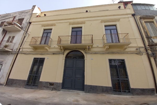 Knus appartement in het hart van Catania, dicht bij zee - thumbnail 2