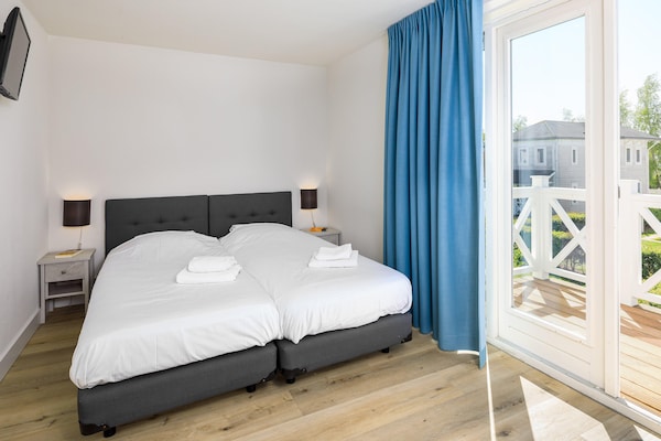 Luxe villa aan zee voor 14 personen op Vakantiepark Cape Helius - thumbnail 3
