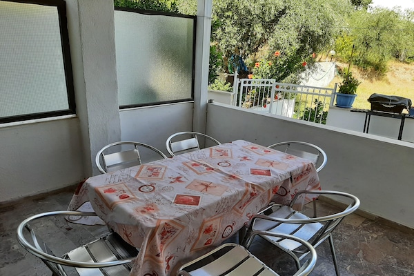 Rustgevend appartement voor 5 personen in Mpenitses - thumbnail 4
