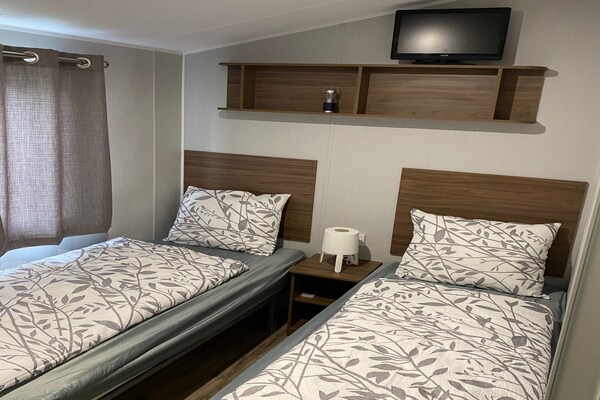 Vrijstaand chalet aan de Rhederlaagse Meren voor 4 personen - thumbnail 3