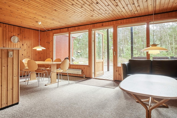 Vrijstaand vakantiehuis voor 6 personen op 300 meter van zee in Aakirkeby - thumbnail 3