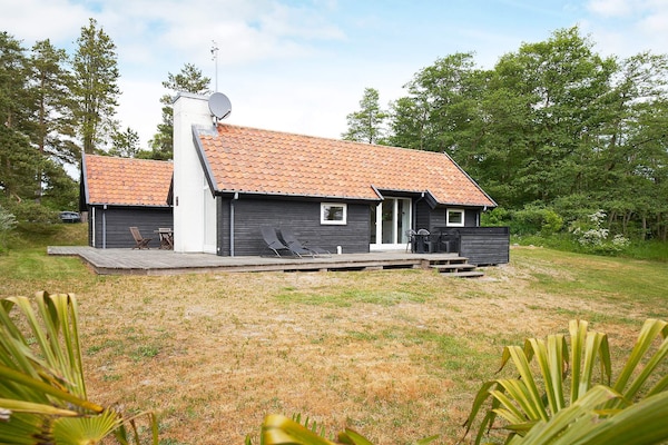 6-persoons vakantiehuis aan zee in Aakirkeby · 86 m² - thumbnail 3