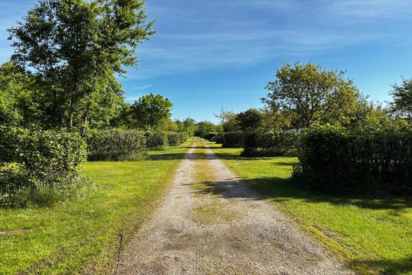 8-persoons vakantiehuis in Ålbæk met binnenzwembad en golf nabij - thumbnail 4