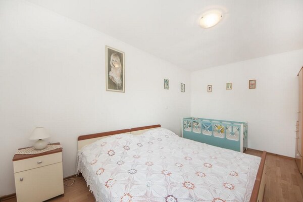 Aan zee: Comfortabel appartement in Brna voor 2 personen - thumbnail 4