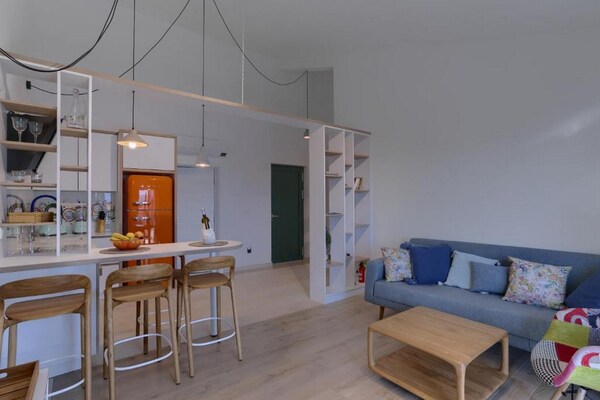 Villa Vera: Vrijstaande villa met privézwembad op 100 meter van zee in Lovište - thumbnail 2