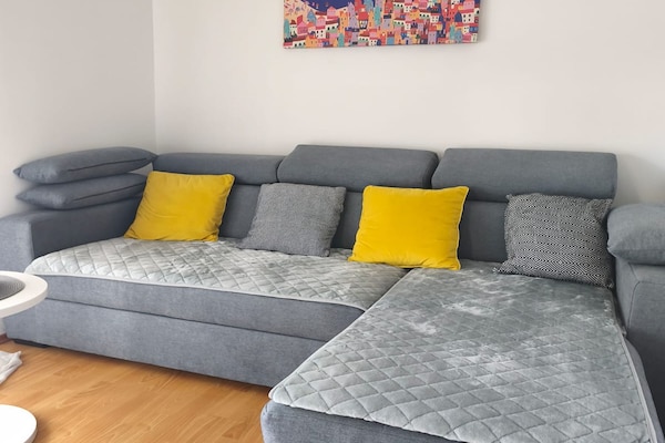 Ruim 3-kamerappartement met loggia in Split, op 3 km van het strand - thumbnail 4
