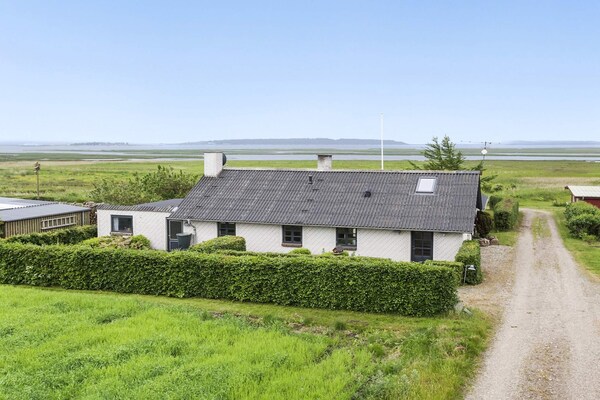 8-persoons vakantiehuis in Vesløs op 500 m van de zee - thumbnail 3