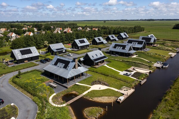 Luxe 8-persoonsvilla op Landgoed Eysinga State in hart van Friesland - thumbnail 1