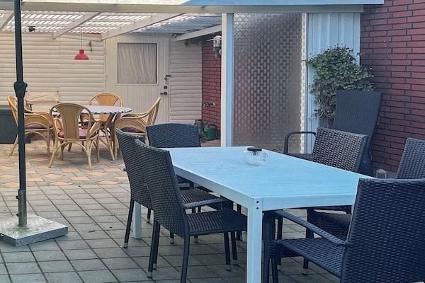 Vrijstaand vakantiehuis op 70 meter van het strand met eigen bootsteiger in Dannemare - thumbnail 2