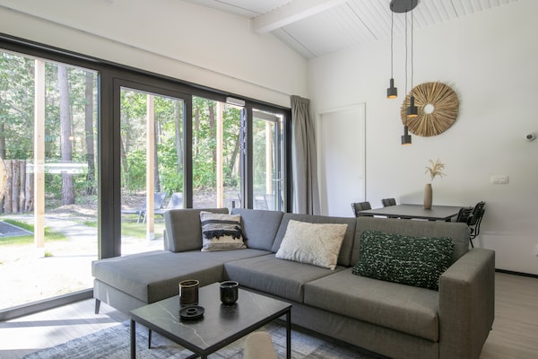 Modern chalet met sauna op Bospark 't Wolfsven, nabij Eindhoven - thumbnail 2